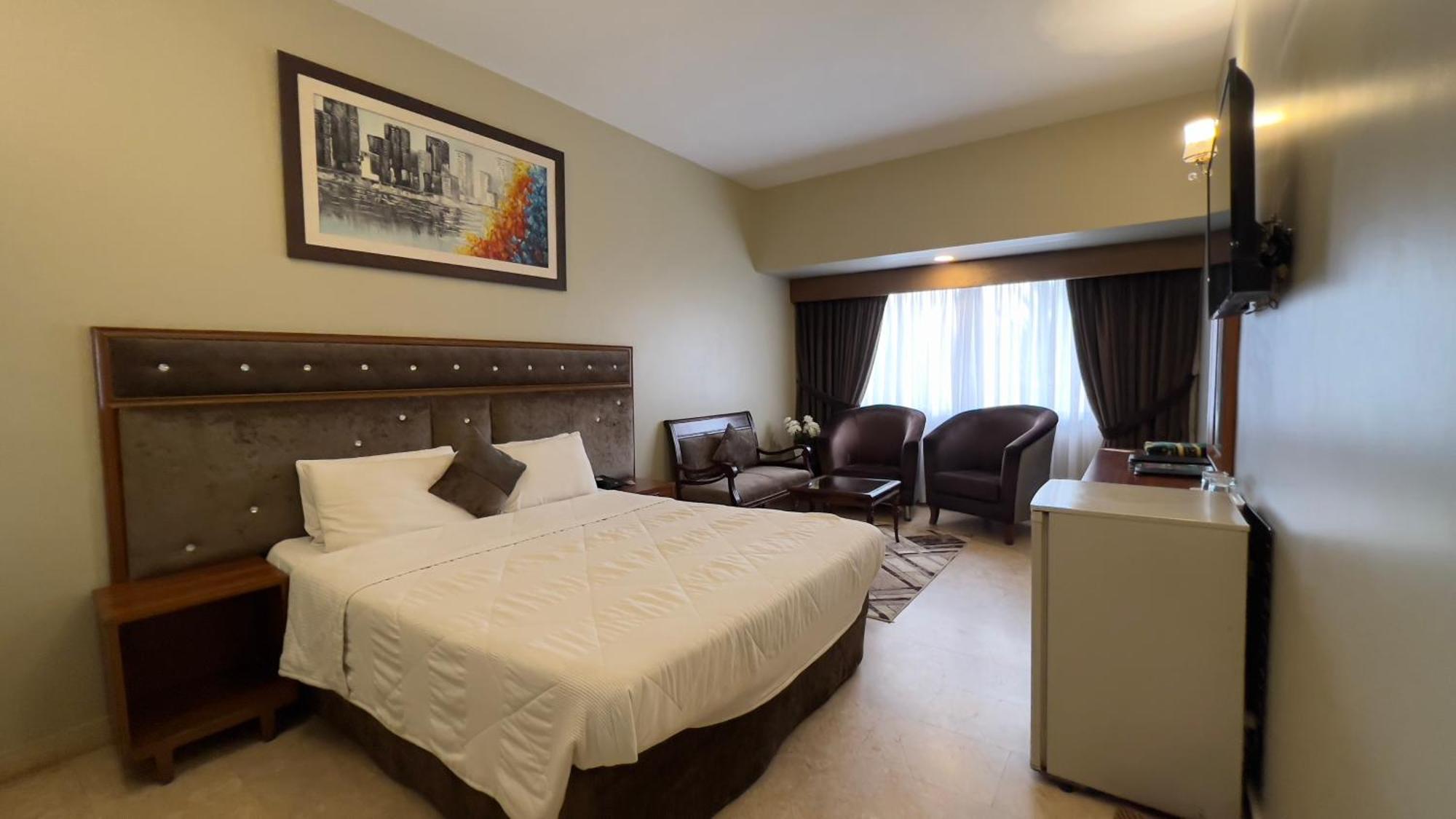 Faran Hotel カラチ エクステリア 写真